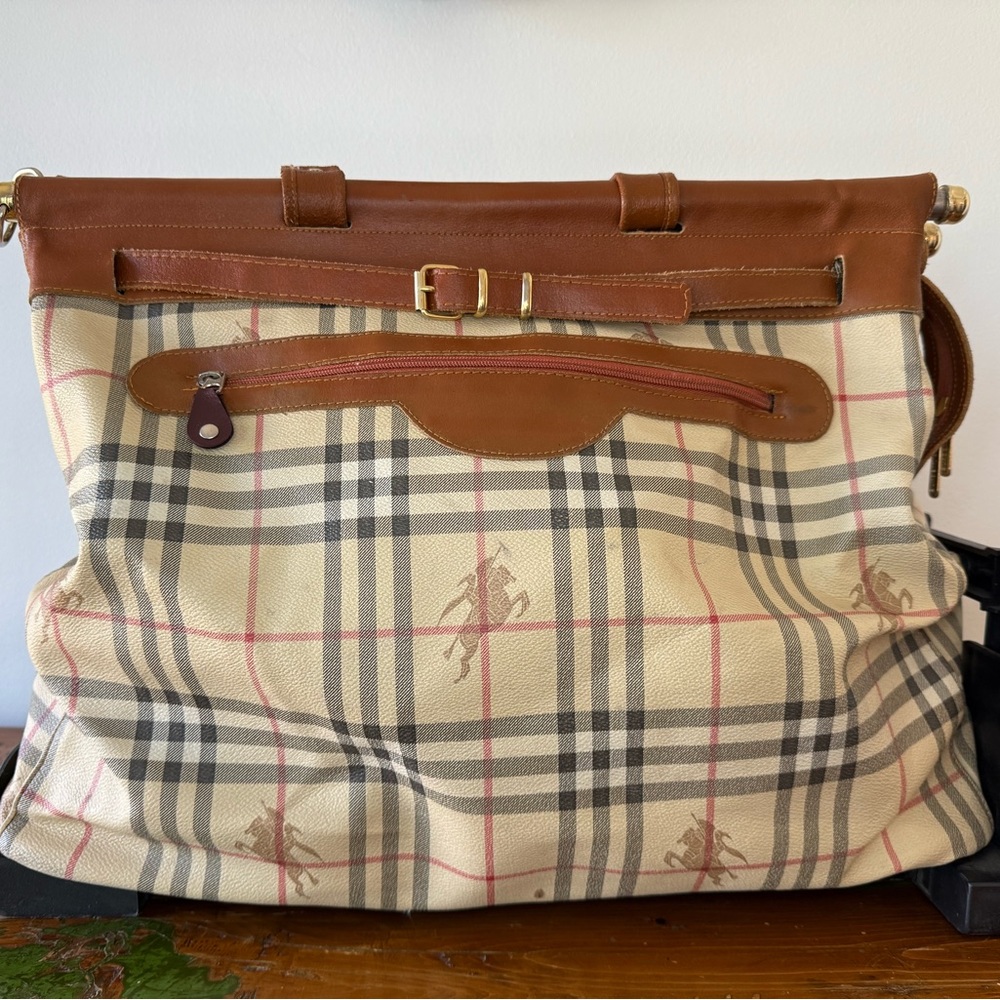 Vintage Burberrys Haymarket Check (Equestrian Knight) Rolling Weekend Luggage